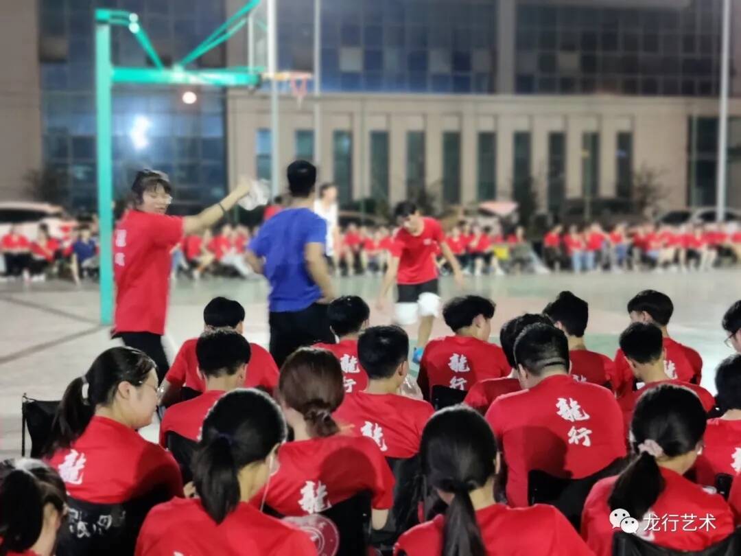 為什么重慶美術培訓畫室是應屆美術生首選？