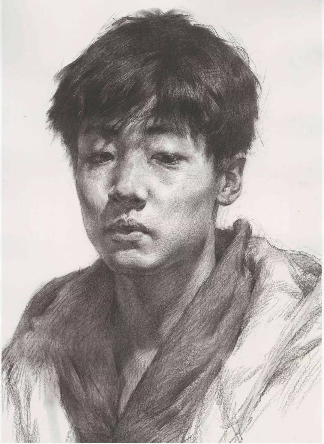 紙都要扣破了，重慶美術(shù)高考集訓(xùn)畫室老師掛在嘴邊的扣細(xì)節(jié),到底是個(gè)啥？圖七