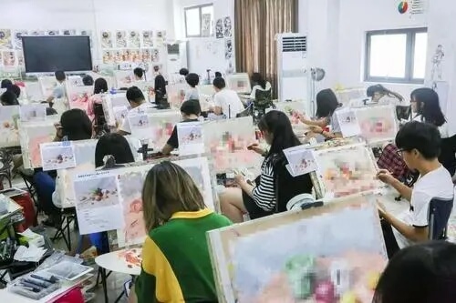 美術(shù)生要如何突破瓶頸？重慶畫(huà)室給你這幾個(gè)建議！