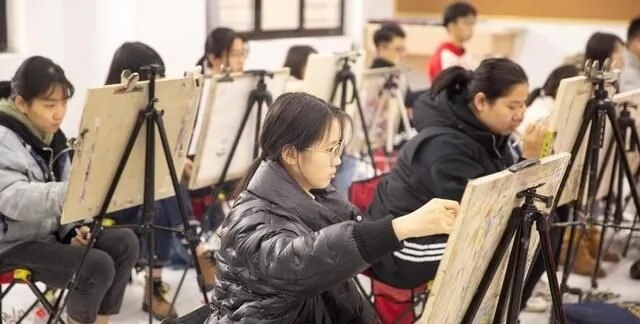 美術(shù)生聯(lián)考前的八大雷區(qū)，重慶畫室考生要避免踩雷！
