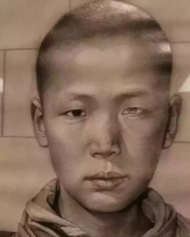 重慶美術(shù)高考培訓(xùn)學(xué)校收集分享|九大美術(shù)學(xué)院素描作品，你覺(jué)得哪家美院畫(huà)的好！圖二十八