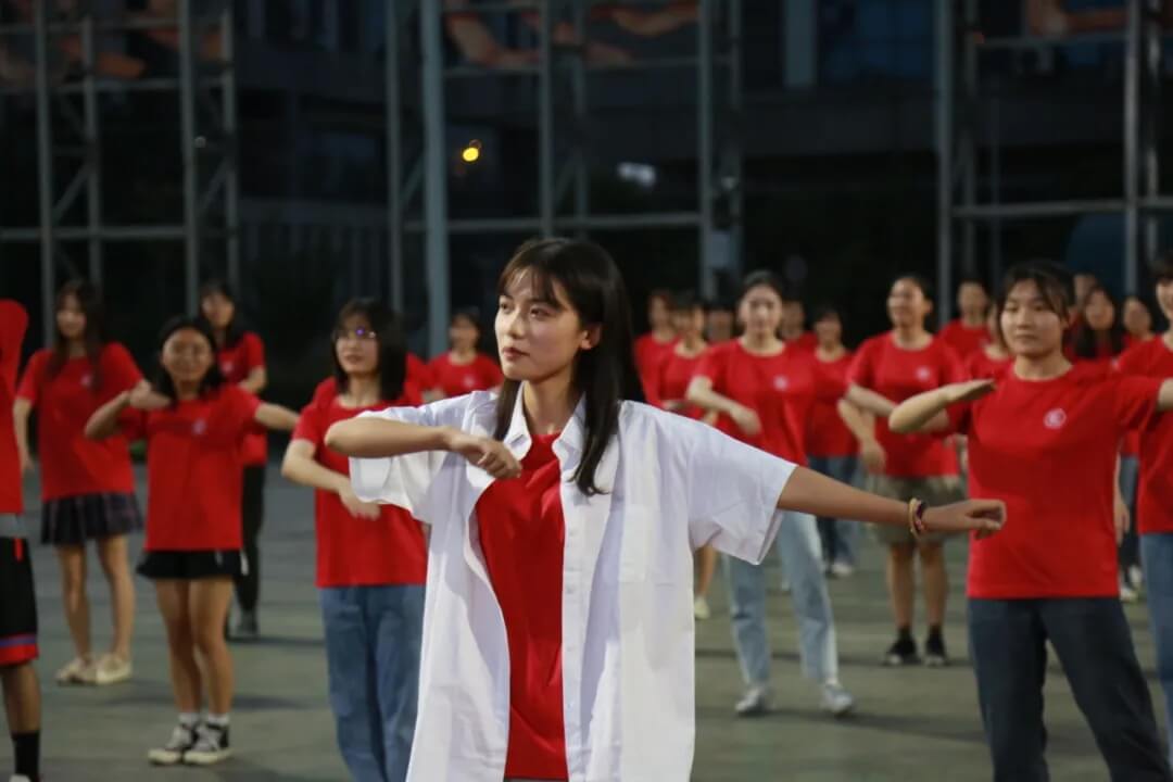 “雙減”政策下國內(nèi)美術(shù)教育的前景如何？5
