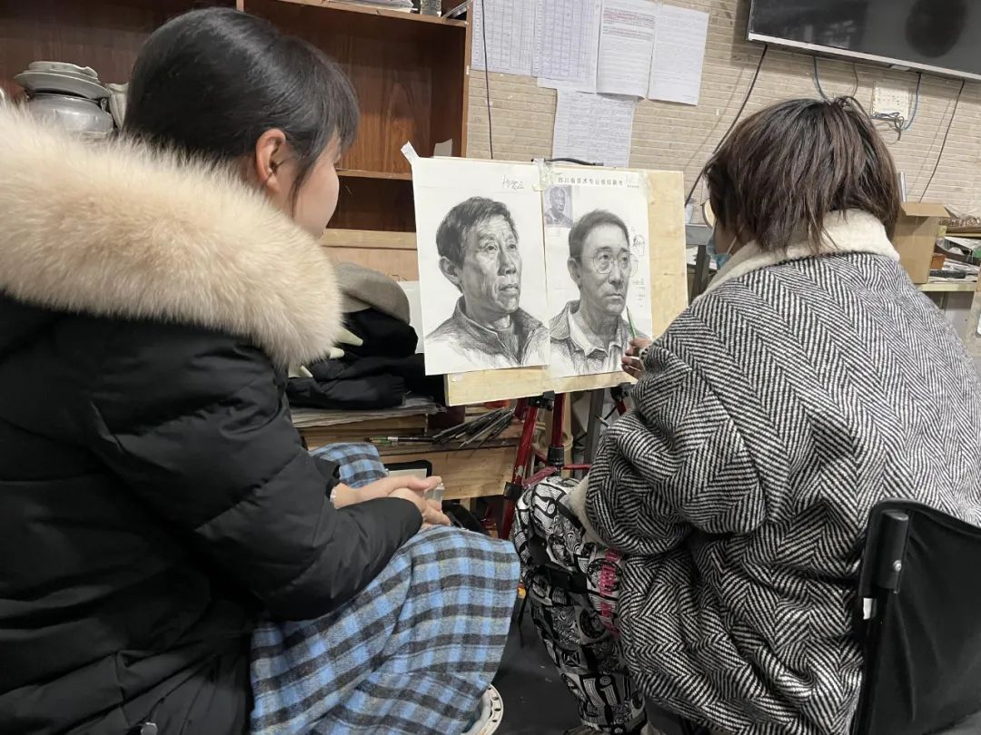 如何畫素描頭像會獲得高分？三個小技巧也許會幫到你