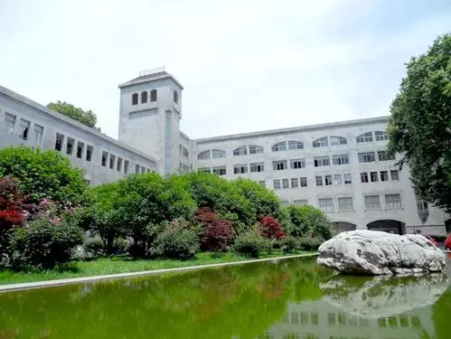 重慶美術(shù)考生注意了,?湖北美術(shù)學(xué)院外省?？紙竺麜r間暫定為2月25日-28日！圖四