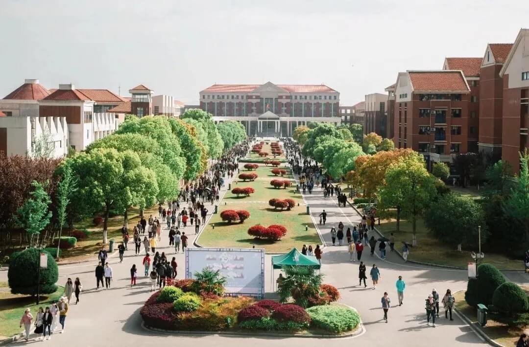 ?？品忠材苌媳究?？這些所大學(xué)正在報(bào)名中！