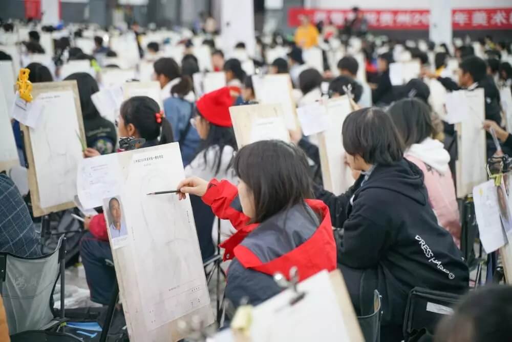已有省市發(fā)布2021屆美術(shù)聯(lián)考大綱，重慶美術(shù)培訓(xùn)畫室美術(shù)生速看！
