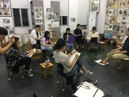 ?？伎煲獊砹耍佬g(shù)生該如何選擇目標(biāo)院校？